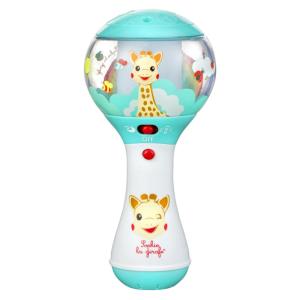 Baby speelt met de Sophie de Giraf rammelaar in haltervorm vooraanzicht